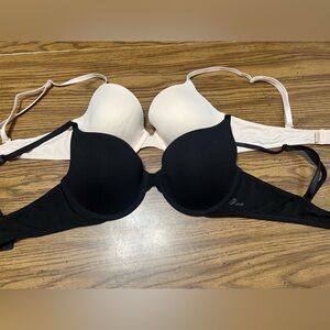 Black and tan Women's T-shirt Bra Set PINK